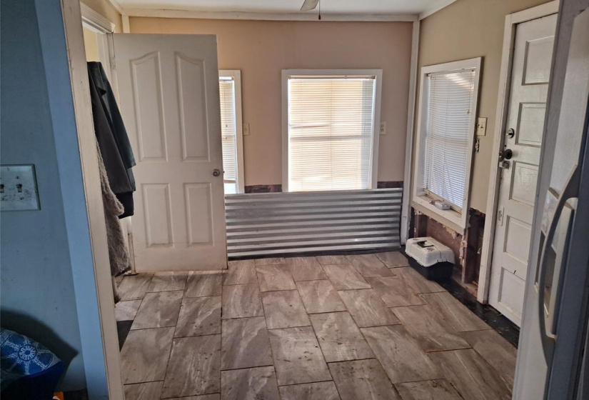 Extra Room and rear door