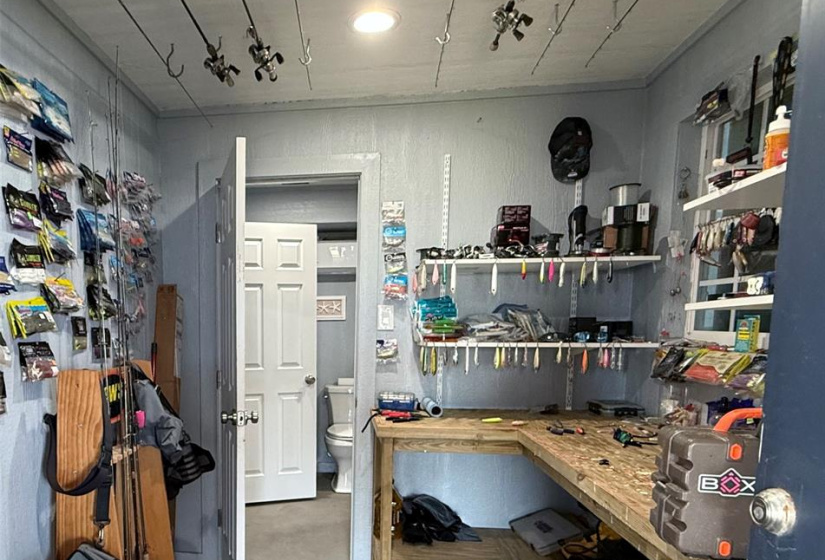 Tackle room so you can stay ready to go when the fishing is good.