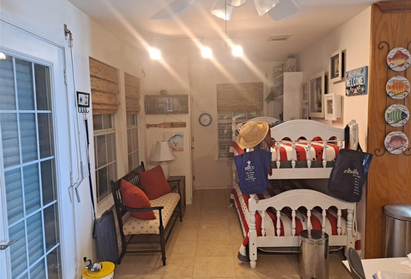 BUNK BEDS IN SUNROOM FOR EXTRA GUESTS