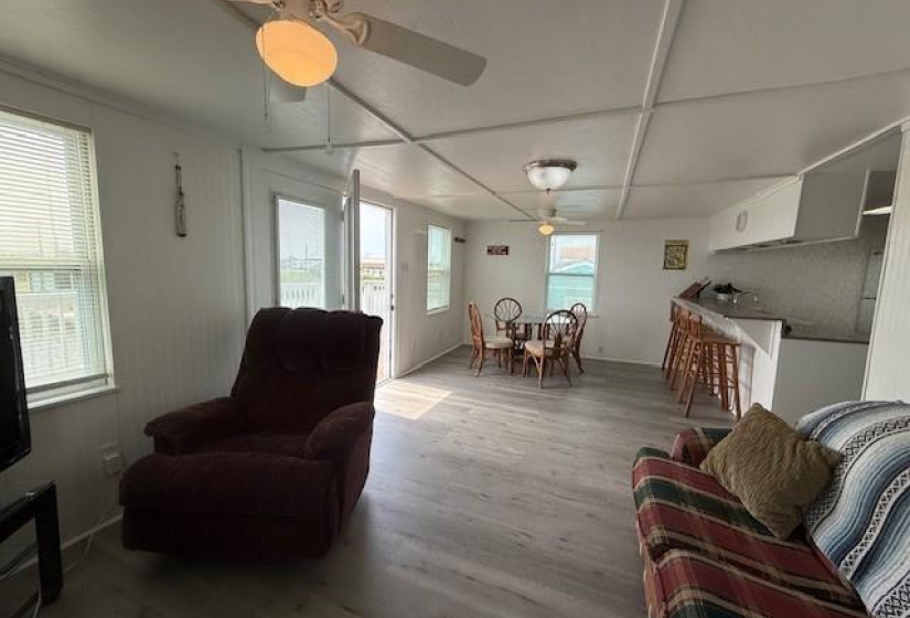 Ceiling fans in the breakfast and living area.