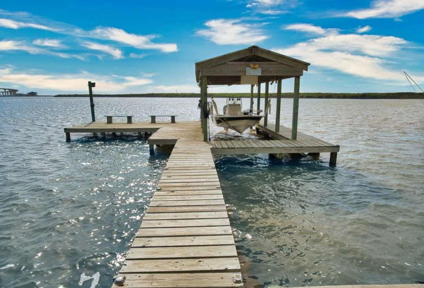 Pier/Dock