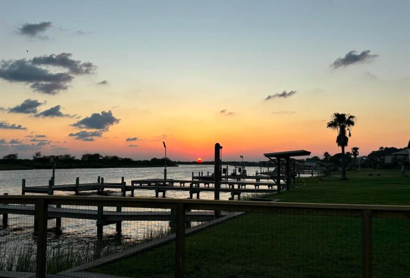 This home is perfect for fishing!