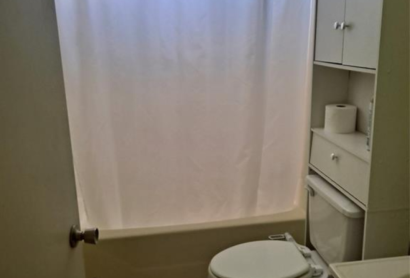 FULL BATH