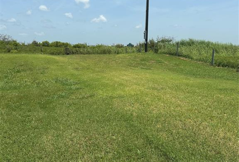 Kept nicely mowed
