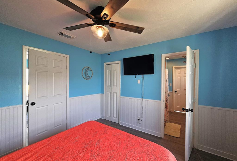 Queen Bedroom