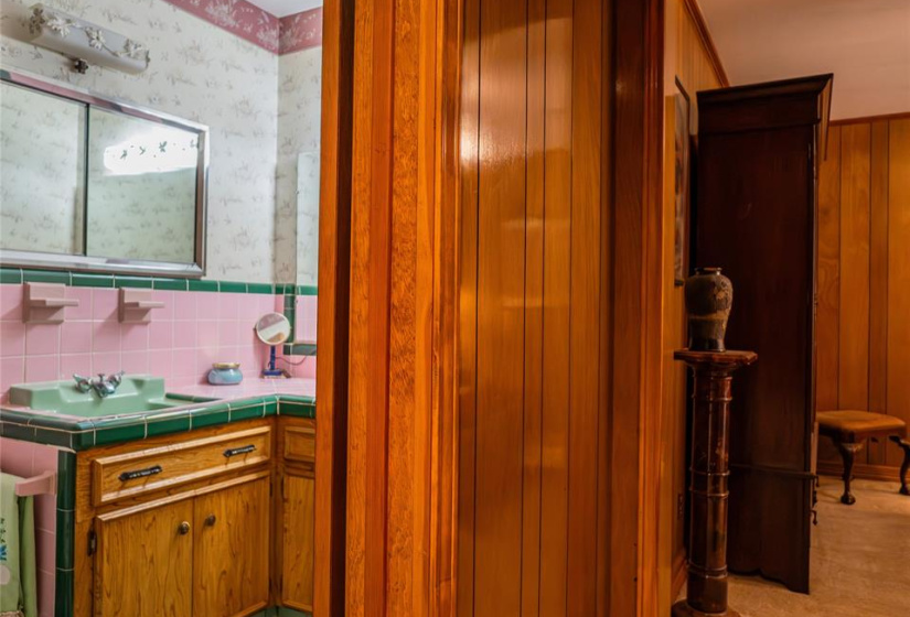 Bathroom 2
