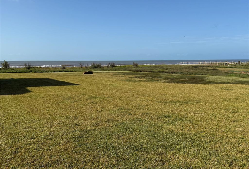 Expansive area to build your dream on the Beach.