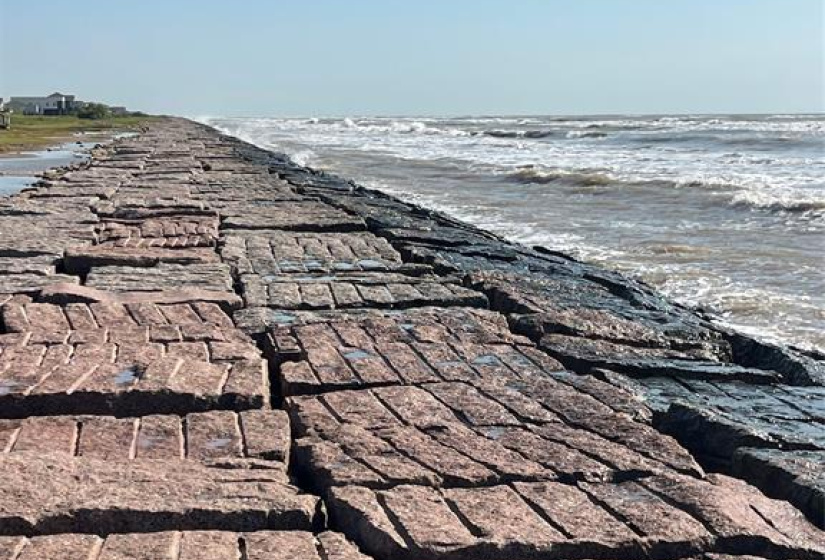 Revetment wall built in 1998.